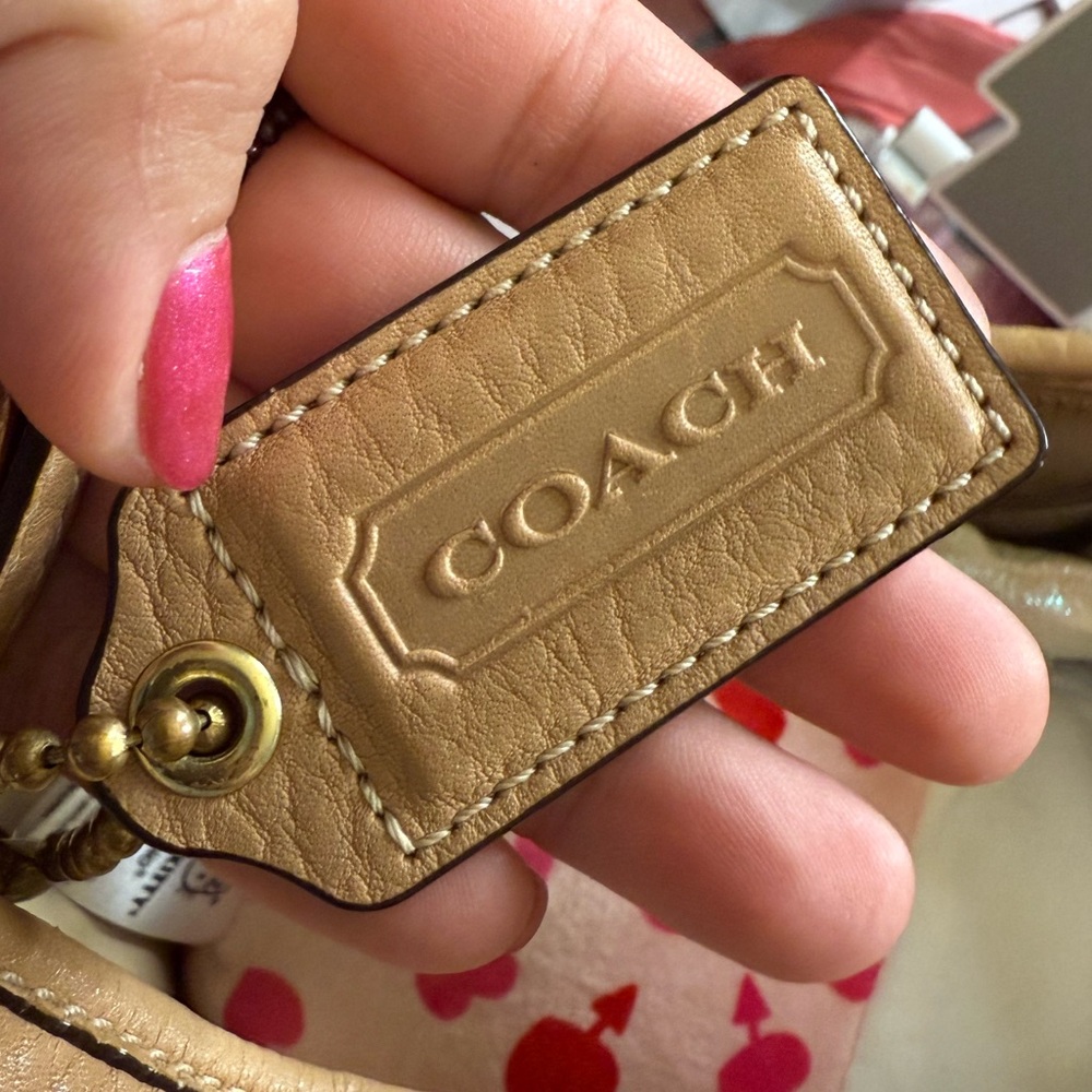 Coach Ergo Tan Leather Shoulder Bag - Classic Pebbled Hobo - Picture 6 of 8
